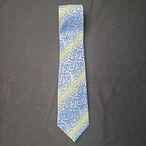 Elegant Swirl Pattern Tie in Blue and Green